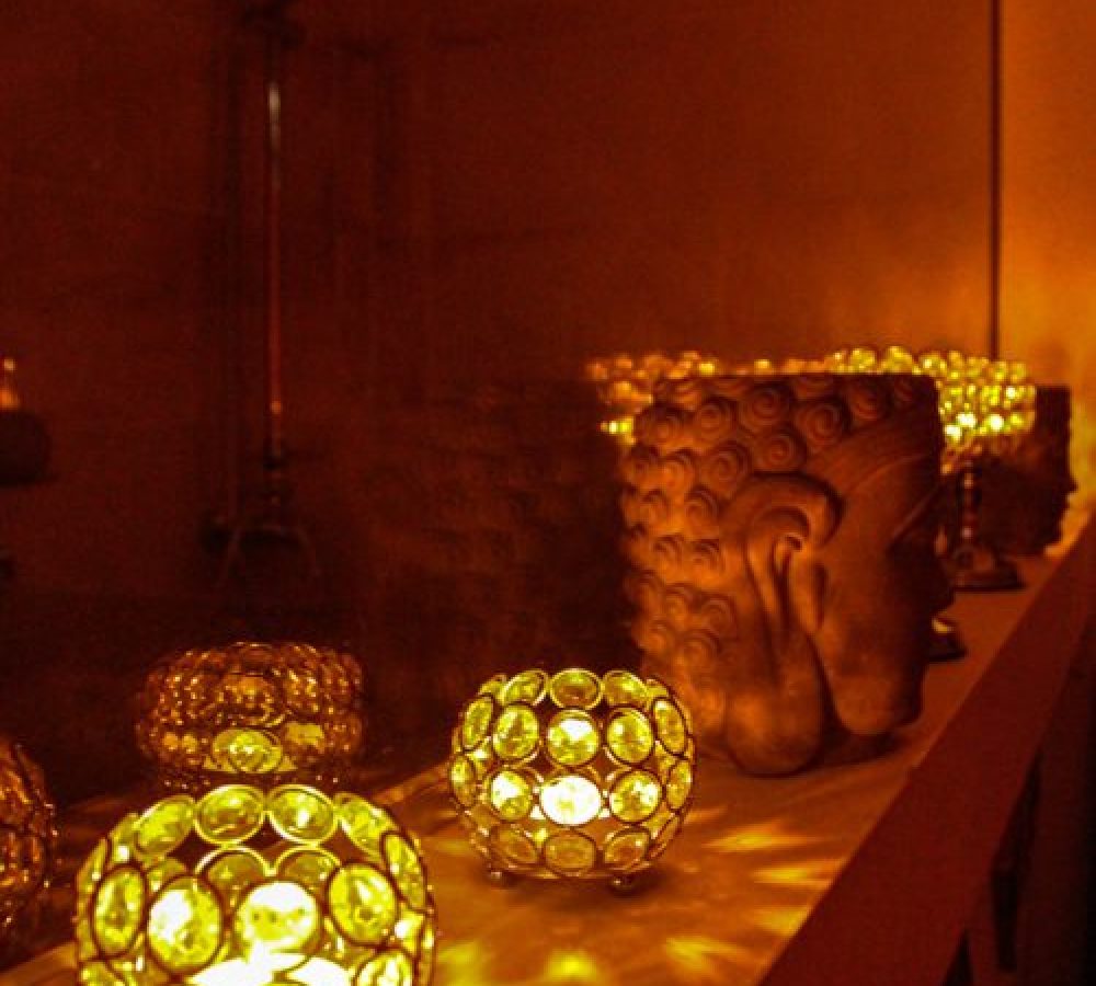 Elegant wellness professional at Tanit Massage luxury center in Ibiza